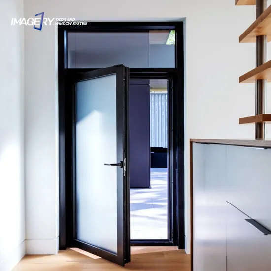 Puertas abatibles francesas de aluminio con riel inferior y doble vidrio templado frontal con rotura de puente térmico